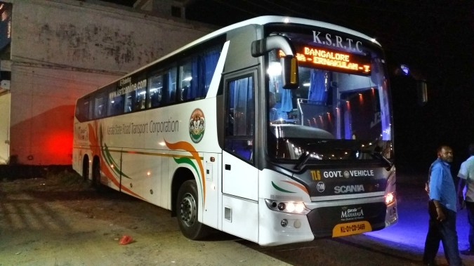 KSRTC Scania on the way to Bangalore (2)