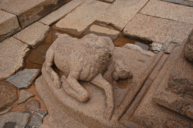 DSC_9148 - Display of animal (Deer) sacrifice near Lion monolith.