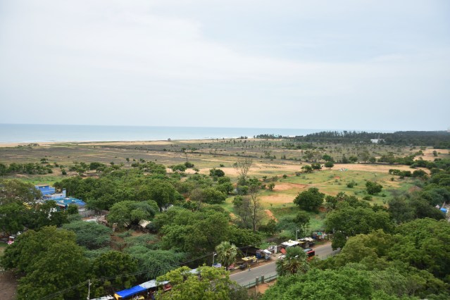 DSC_9368 - Mahabalipuram beach on eastern side.