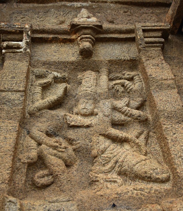 DSC_9408 - (East wall of Olakannatha temple) - Alidanrittamurthi (Shiva dancing in the pose of a warrior in action)
