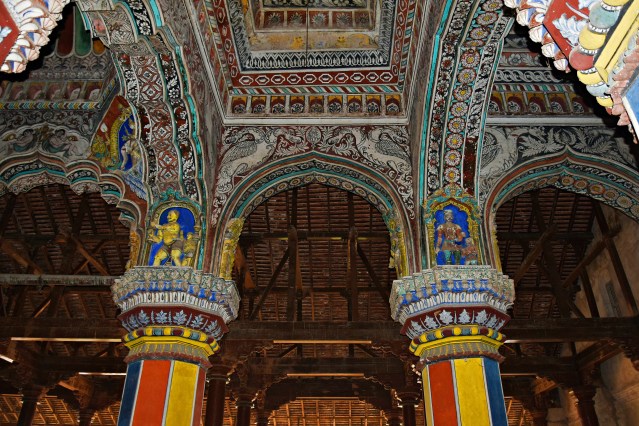 DSC_0418 - Traditional Thanjavur style of painting on wood - Ceiling works of Durbar hall of Thanjavur Maratta Palace.