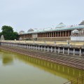 DSC_9807 – 1000 pillared hall on east and Shivgangai pool of Thillai Nataraja temple, Chidambaram.