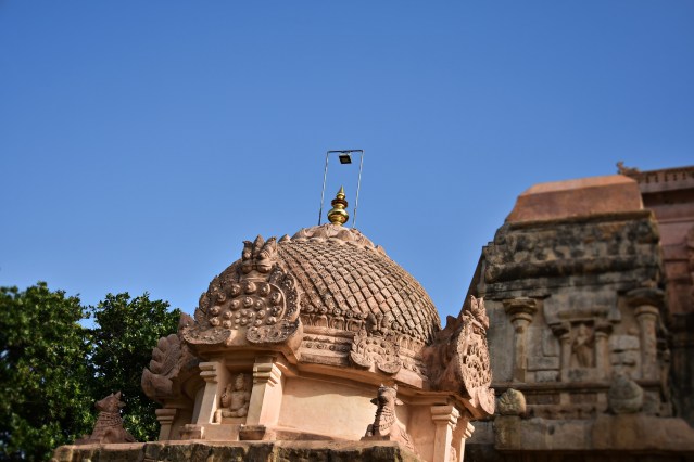 DSC_9896 - Circular griva with Shikhara and Kirtimukhas - Chandikesvara temple.