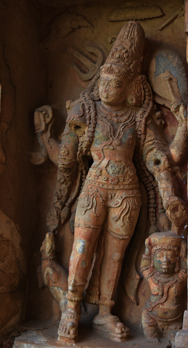 DSC_9972 - Kankaladhara with six arms in tribhanga pose - South entrance.