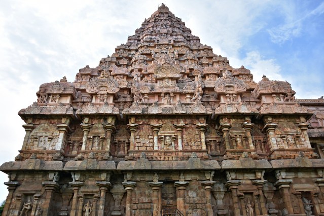 DSC_9994 - 9 stories of Brihadisvara temple, Gangaikondam.