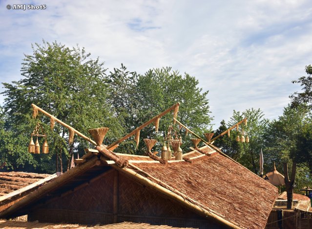 DSC_2999 Top Side of Sumi Ki Morung - Decorations of the finals at top extreme ends.
