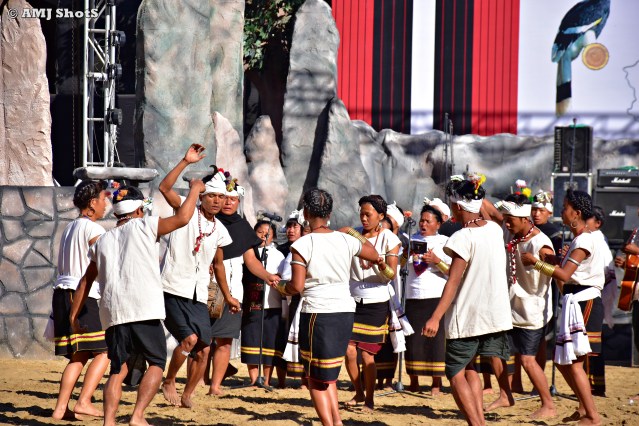 DSC_4008 Vakol Lam - A folk dance by Kuki tribe.